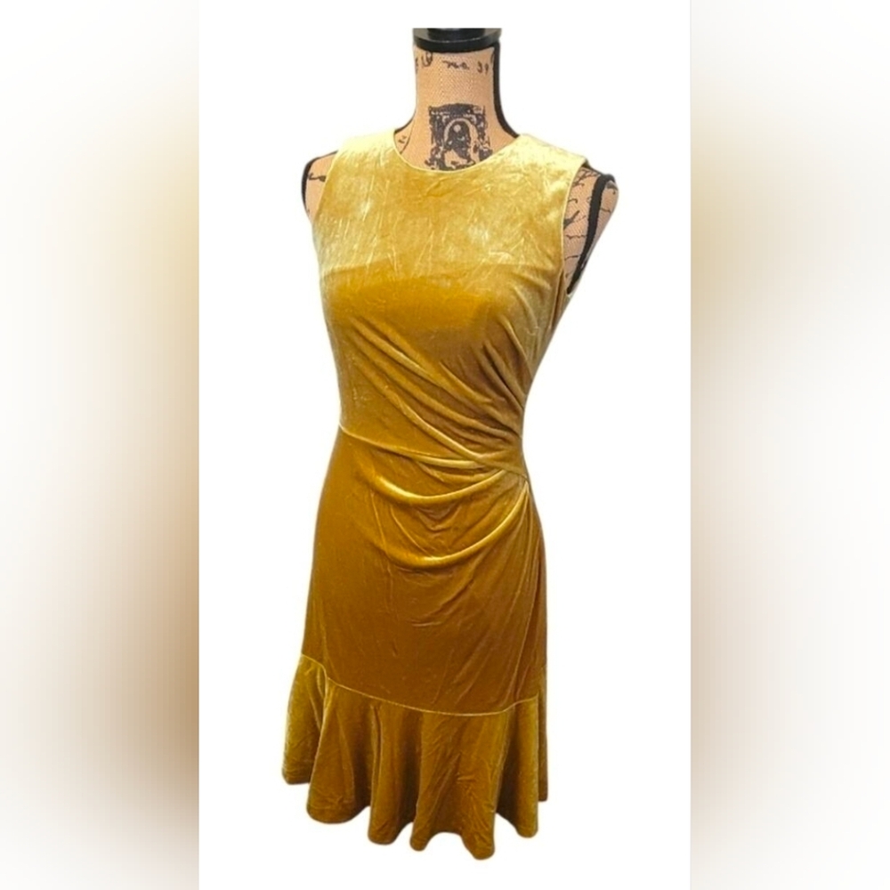 Size 2 Eliza J Velvet Yellowish Green Sleeveless Dress Ruffled Skirt Ruched Side